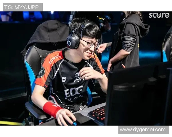 电竞新闻深入分析EDG战队边路渗透打法的战术特点与应用策略 电竞新闻深入分析EDG战队边路渗透打法的战术特点与应用策略